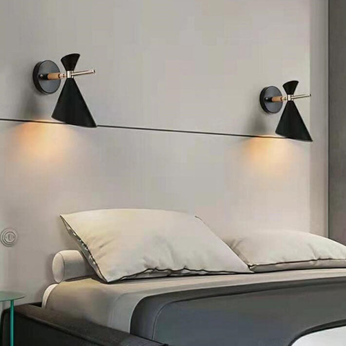 LumeHorn – Minimalist Wall Light