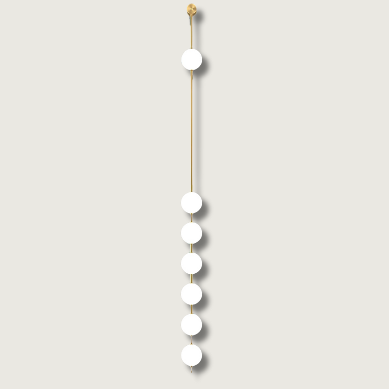 StreamGold – Modern Vertical Wall Lamp with Gold Accents