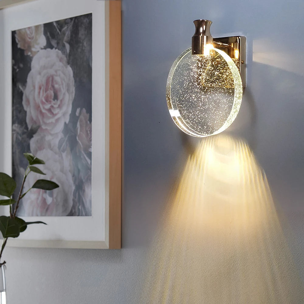 LoopLume – Stylish LED Wall Lamp