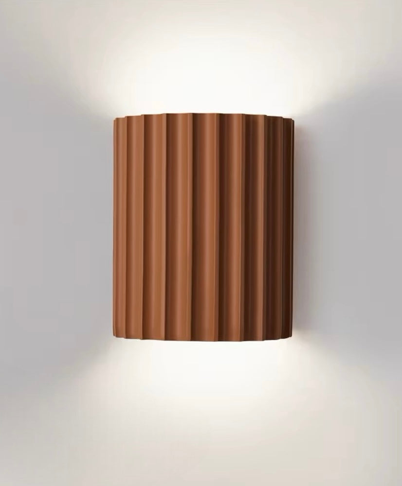 ResinBeam – Stylish Resin Wall Lamp for Modern Interiors