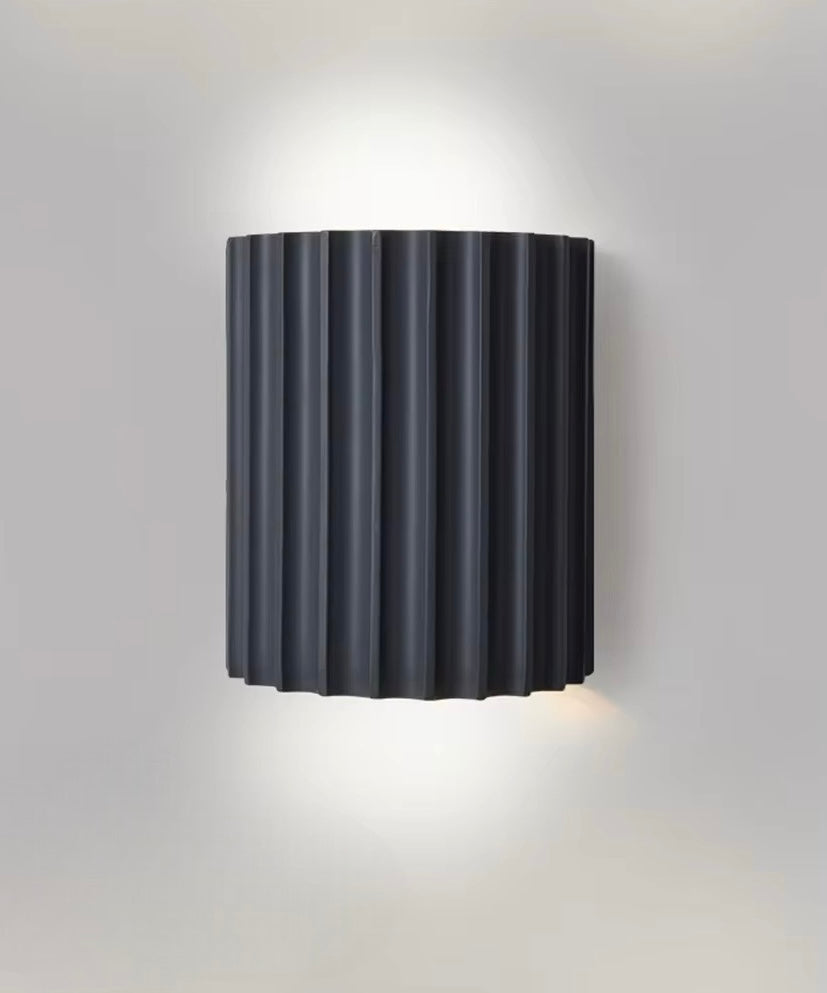 ResinBeam – Stylish Resin Wall Lamp for Modern Interiors