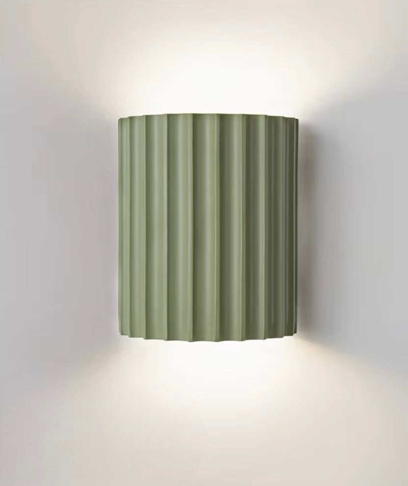 ResinBeam – Stylish Resin Wall Lamp for Modern Interiors