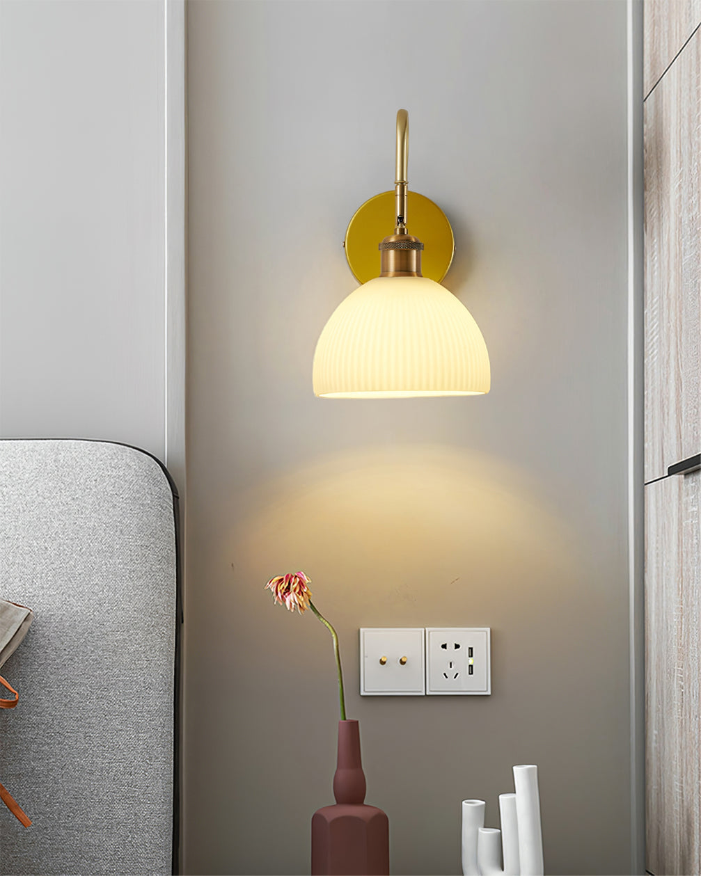 HeritageGlow – Classic Wall Lamp with Luxurious Elegance