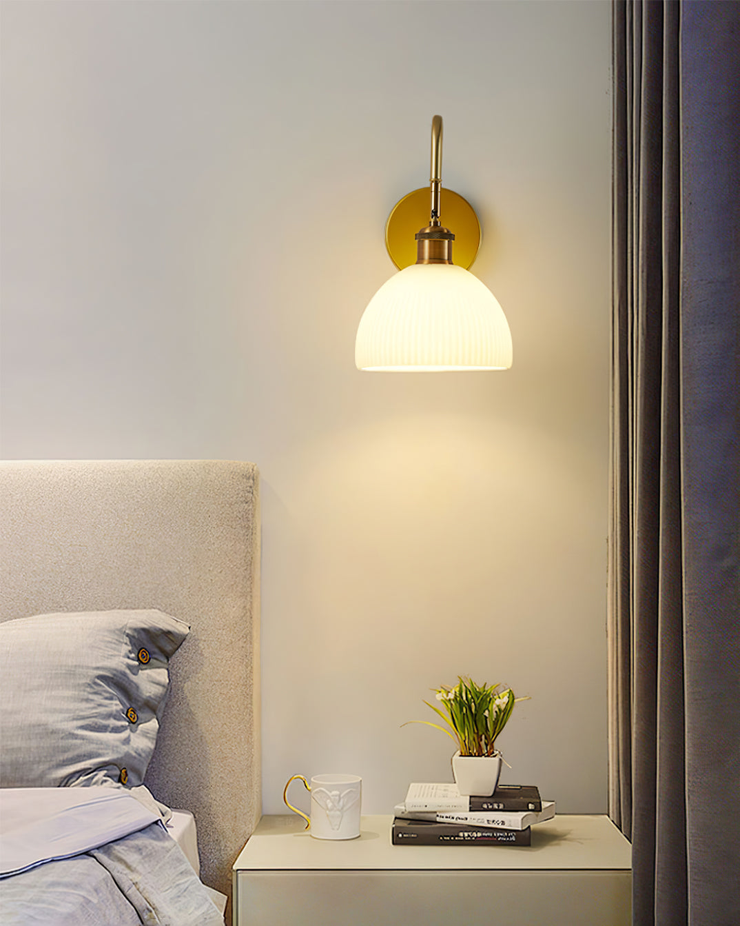 HeritageGlow – Classic Wall Lamp with Luxurious Elegance
