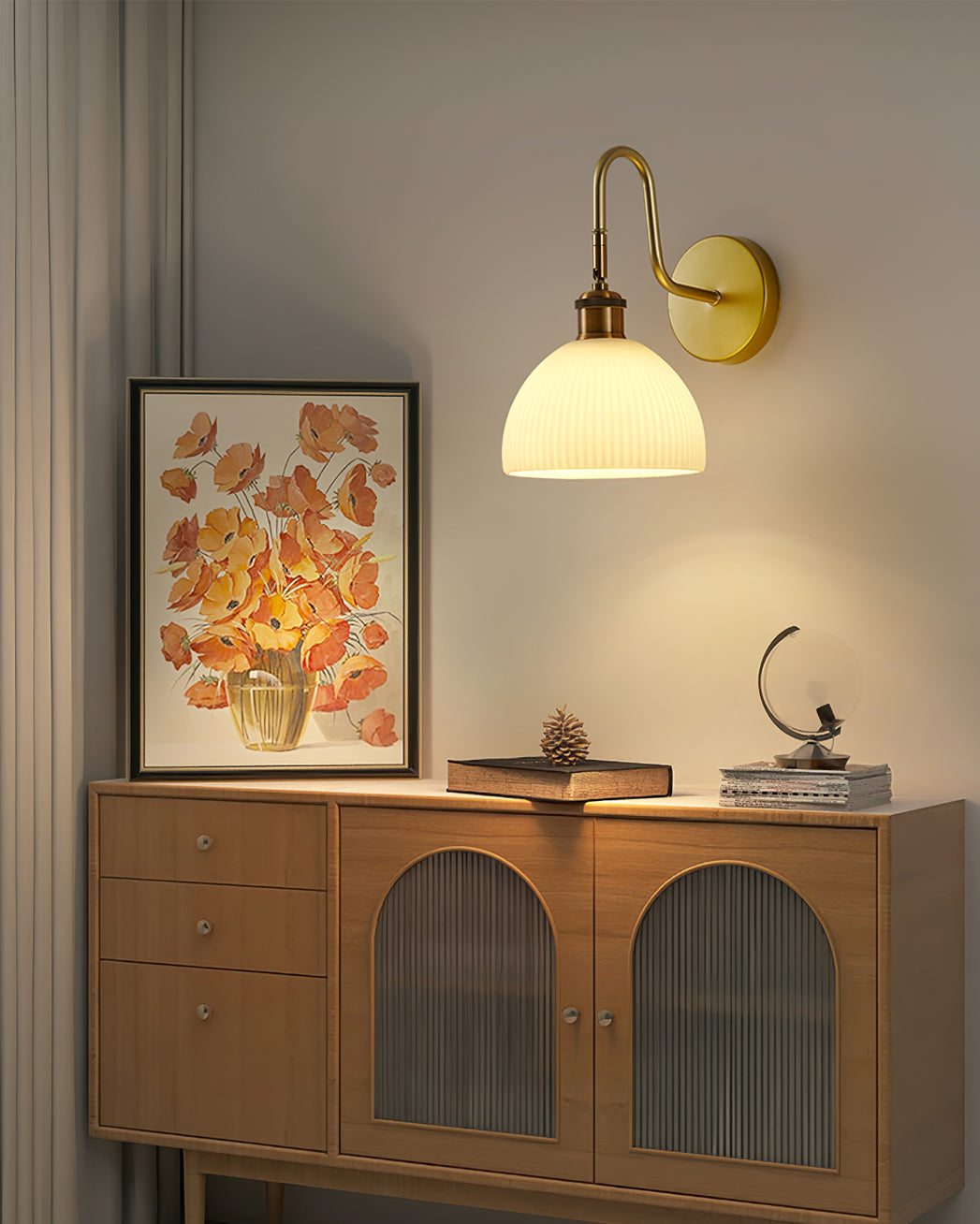 HeritageGlow – Classic Wall Lamp with Luxurious Elegance