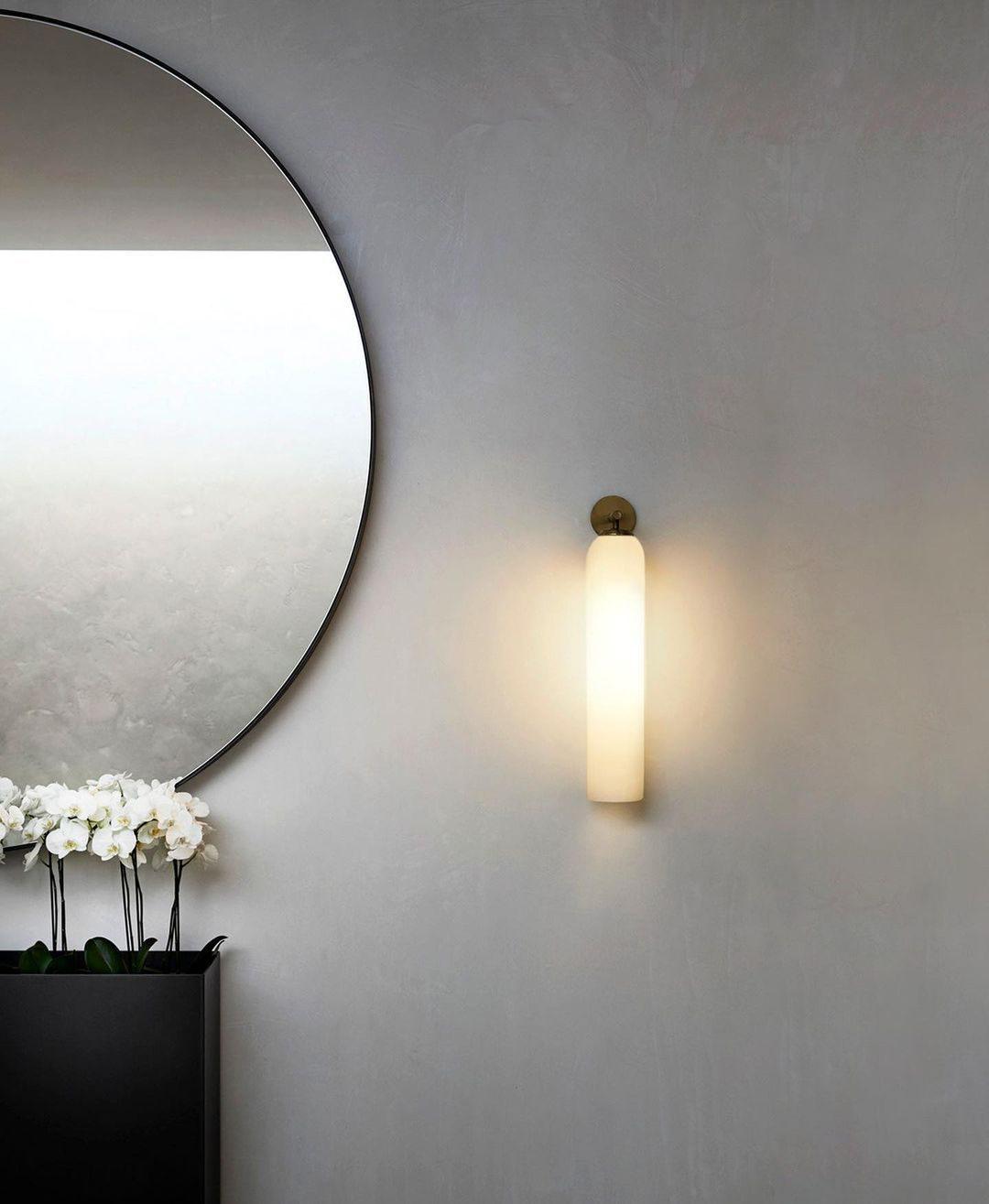LumeCraft – Artistic Glass Wall Light
