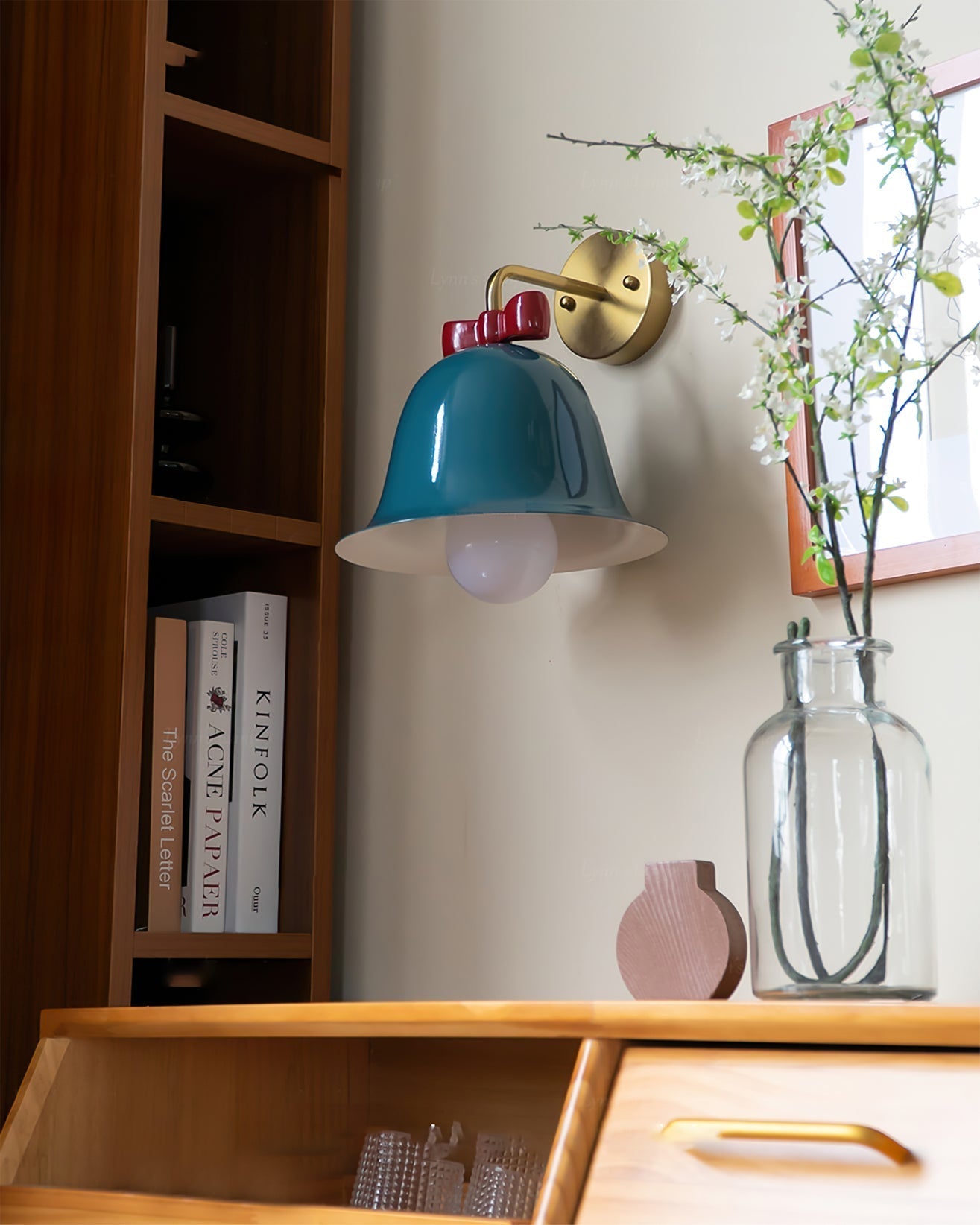 BellGlow – Elegant Wall Lamp
