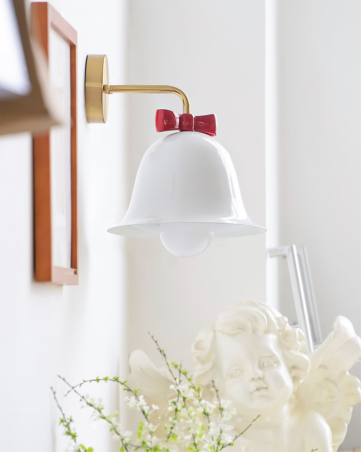 BellGlow – Elegant Wall Lamp