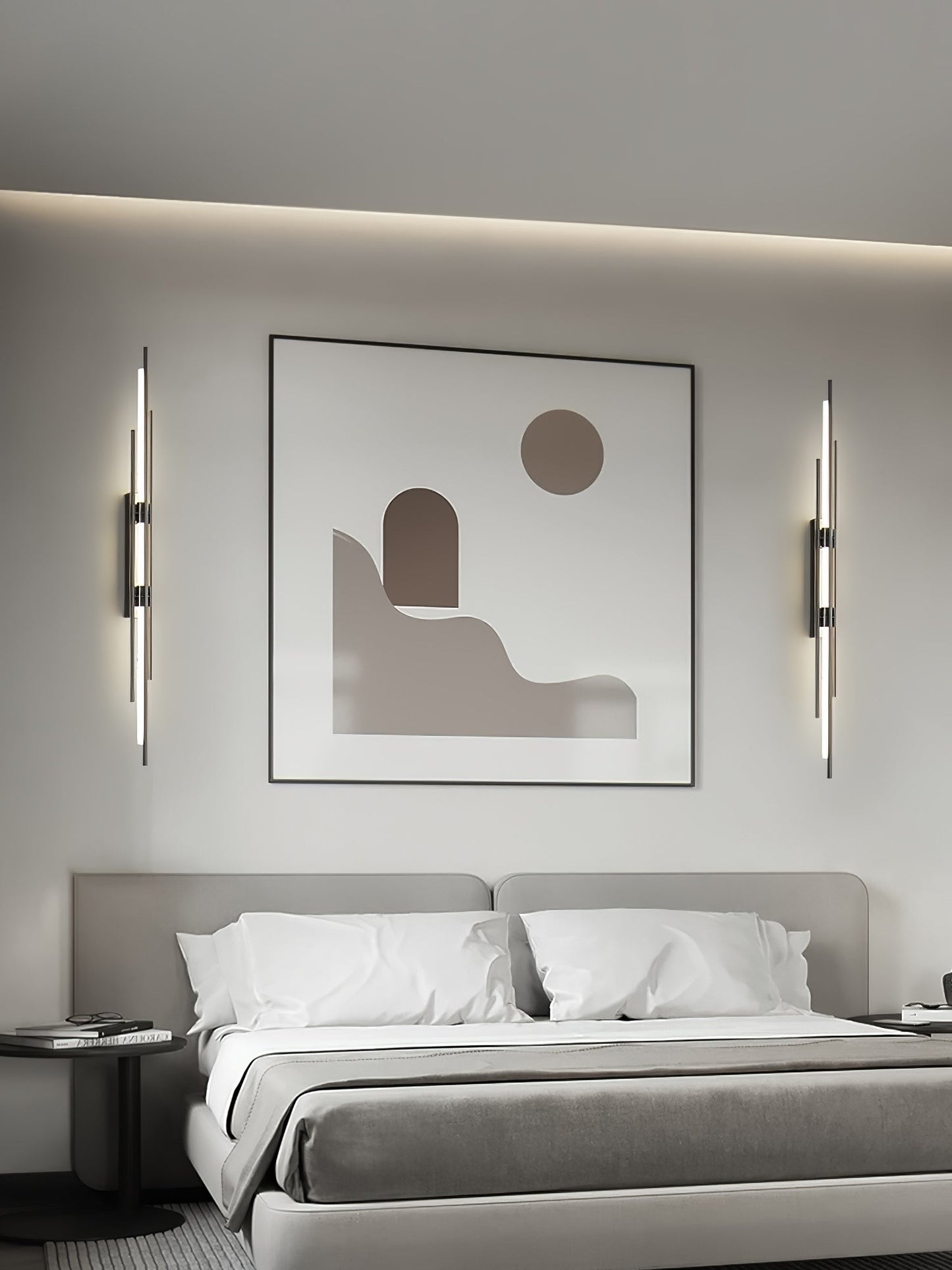LuxeHalo – Opulent Gold Wall Light for Elegant Spaces