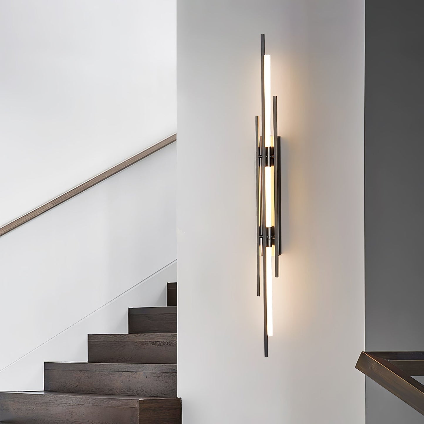 LuxeHalo – Opulent Gold Wall Light for Elegant Spaces