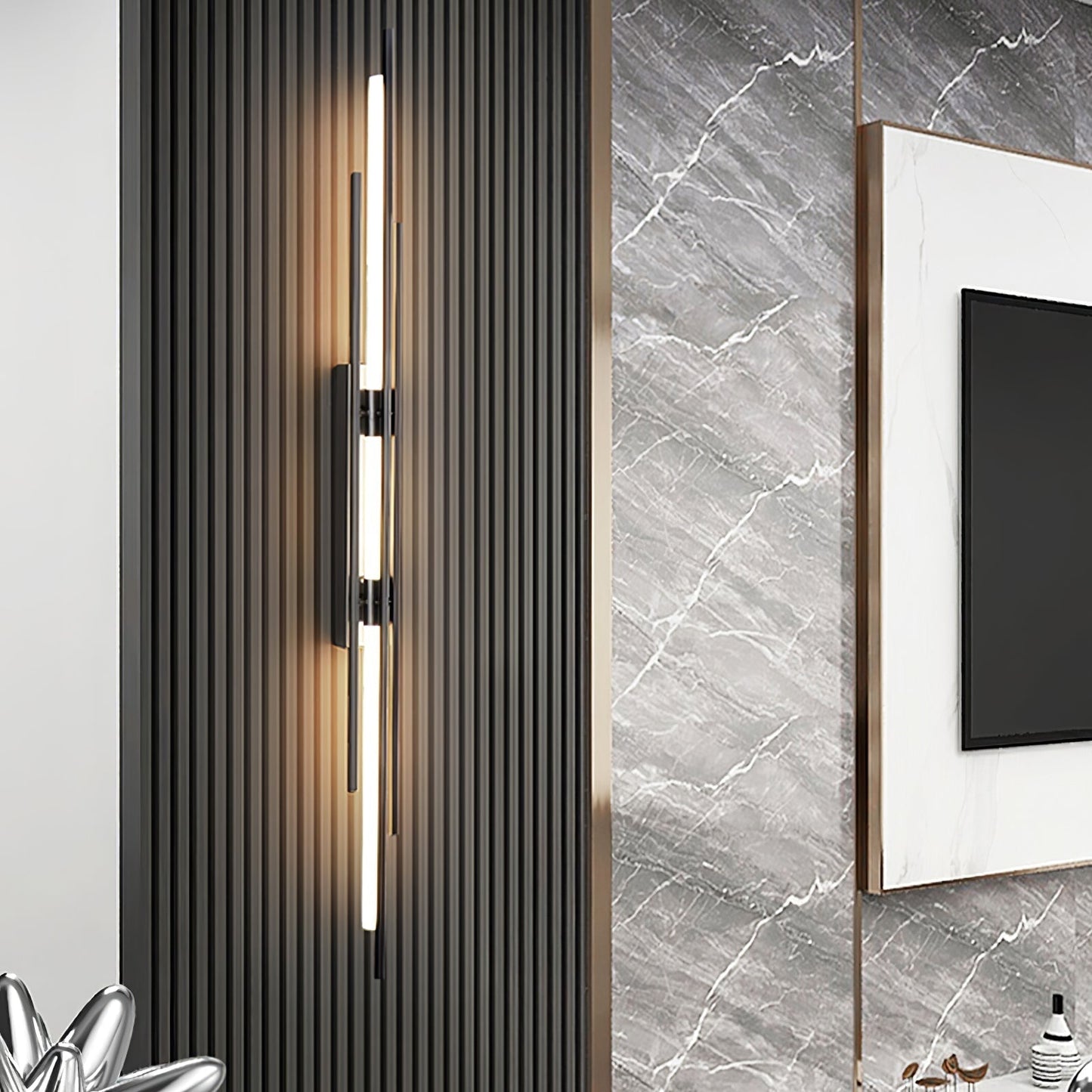 LuxeHalo – Opulent Gold Wall Light for Elegant Spaces