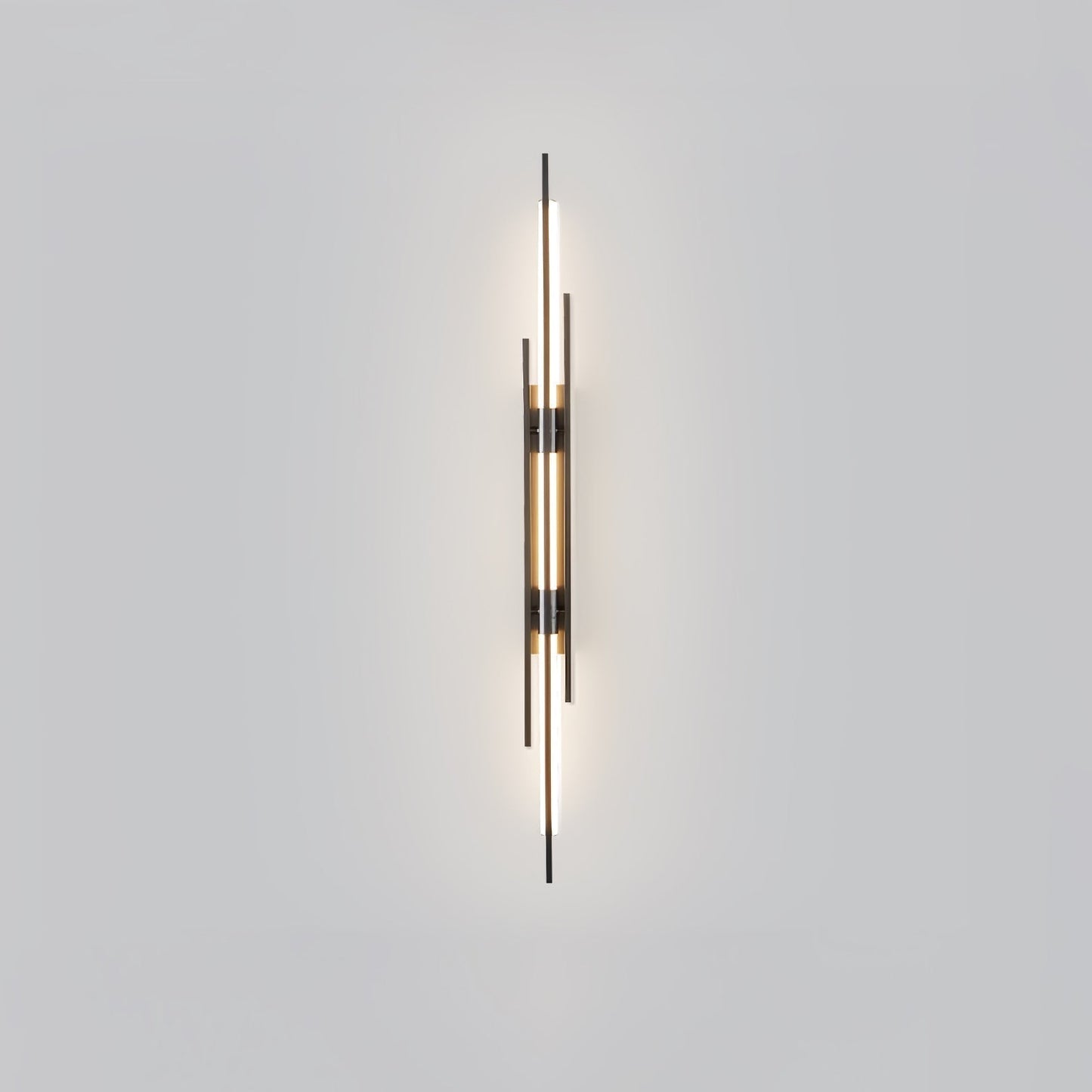 LuxeHalo – Opulent Gold Wall Light for Elegant Spaces