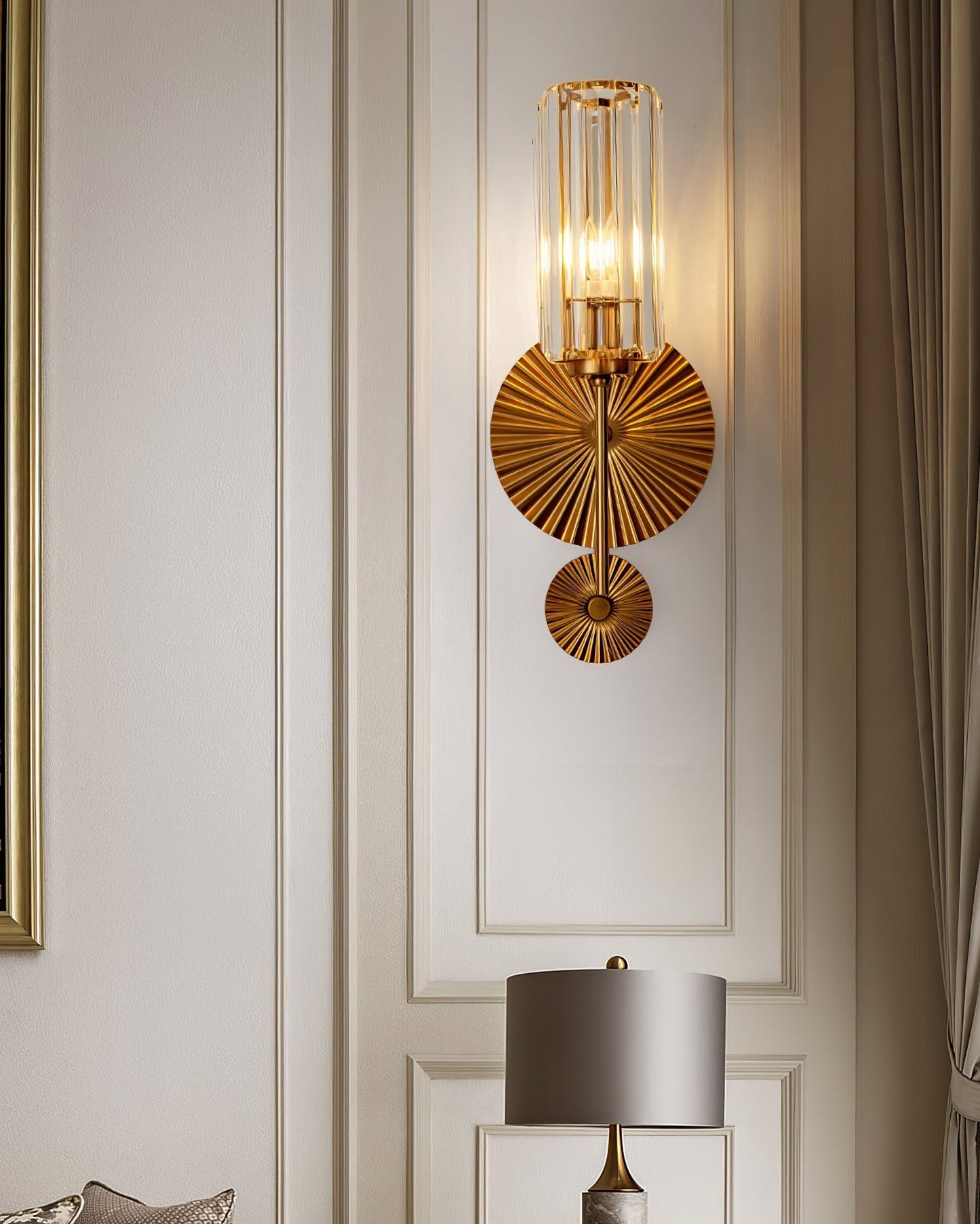 CylinderGlow – Regal Cylinder Wall Lamp for Timeless Style