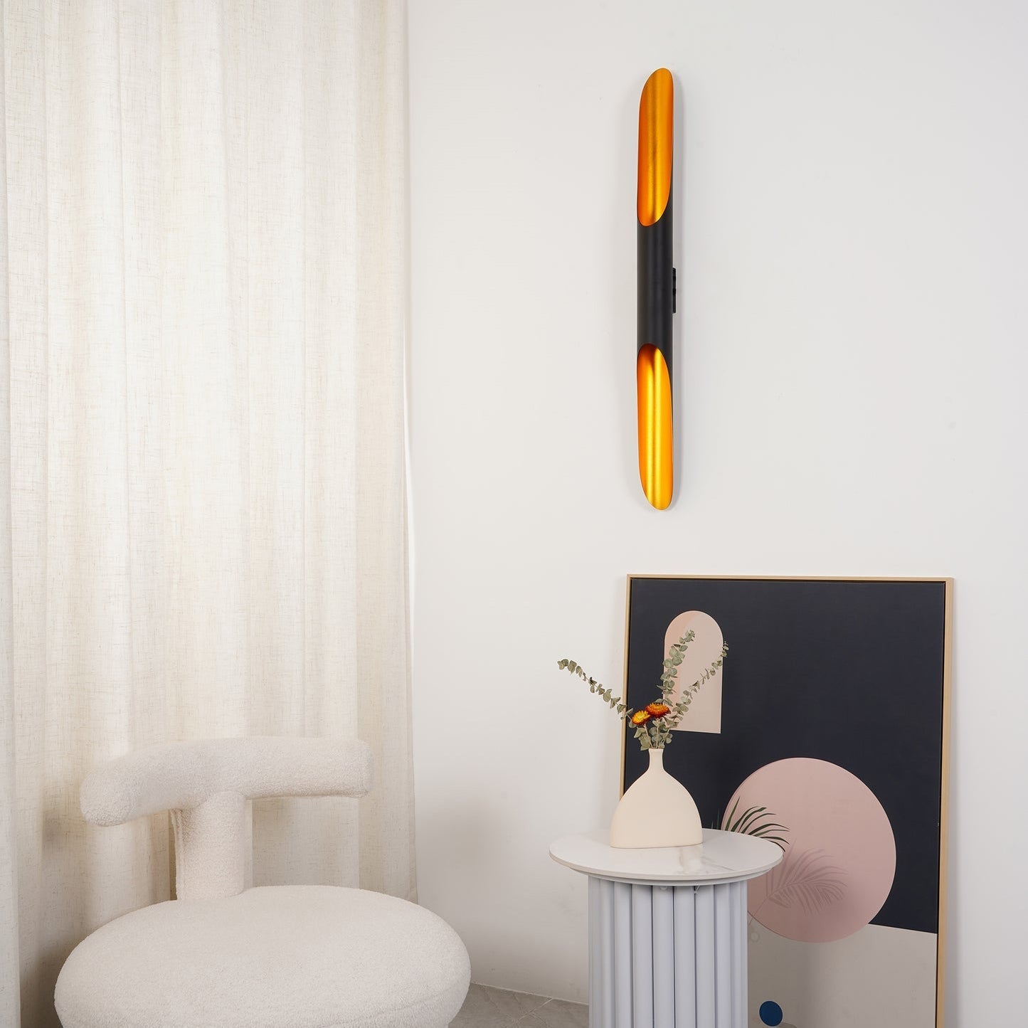 NeoBeam– Postmodern Wall Lamp for a Cutting-Edge Look