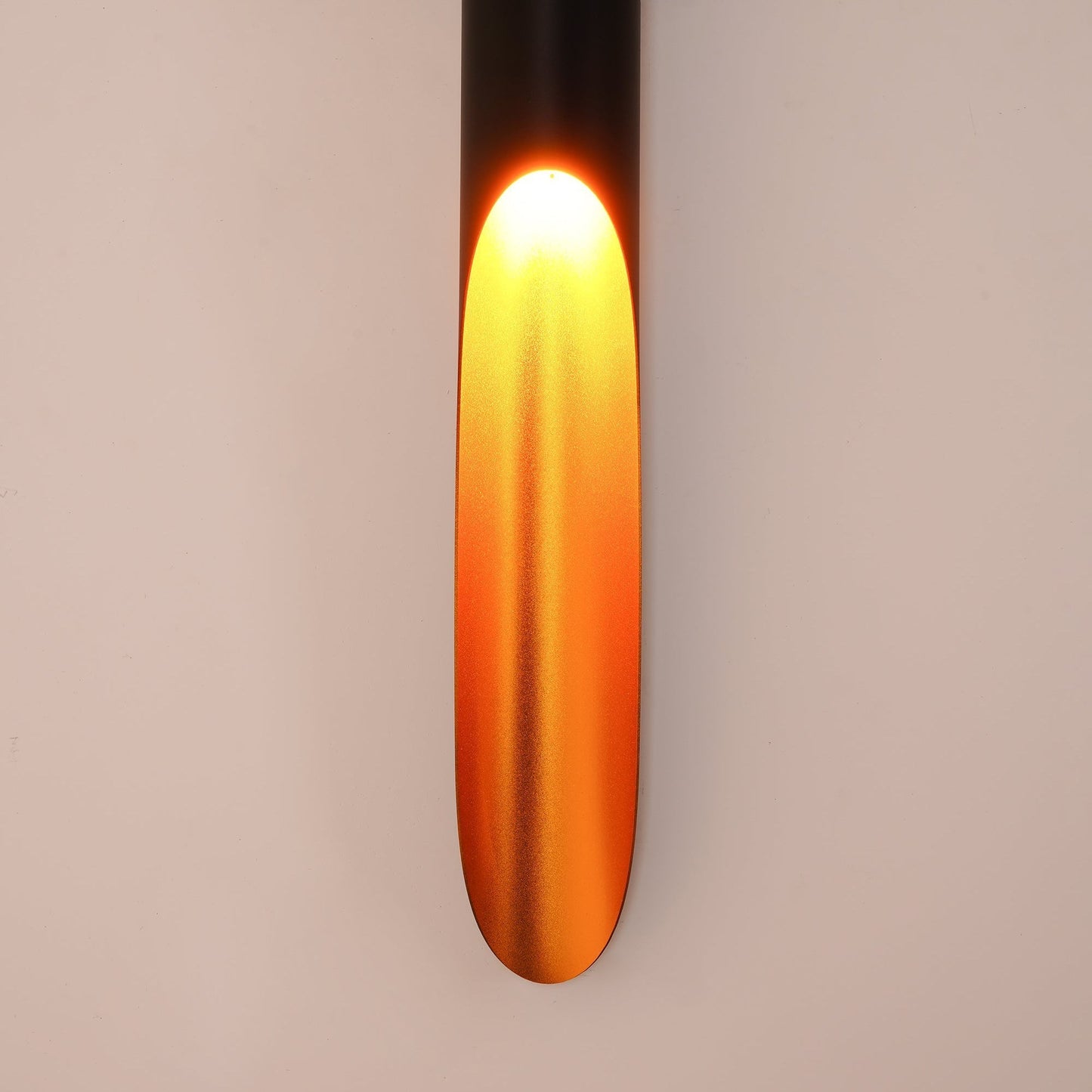 NeoBeam– Postmodern Wall Lamp for a Cutting-Edge Look