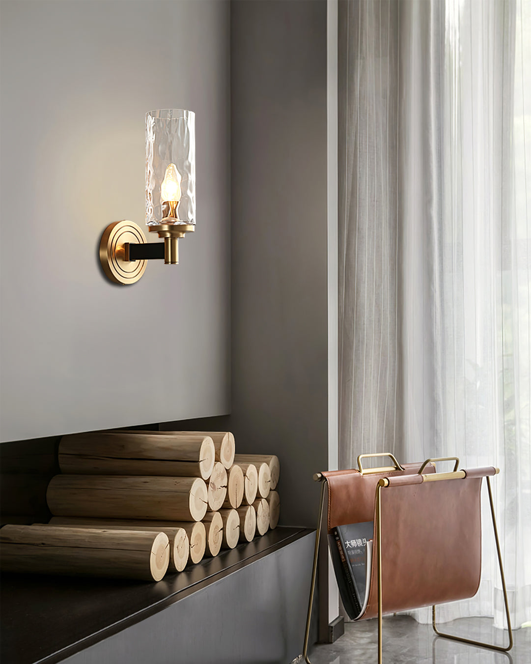 GoldenGleam – Elegant Glass Wall Light for Luxurious Ambience