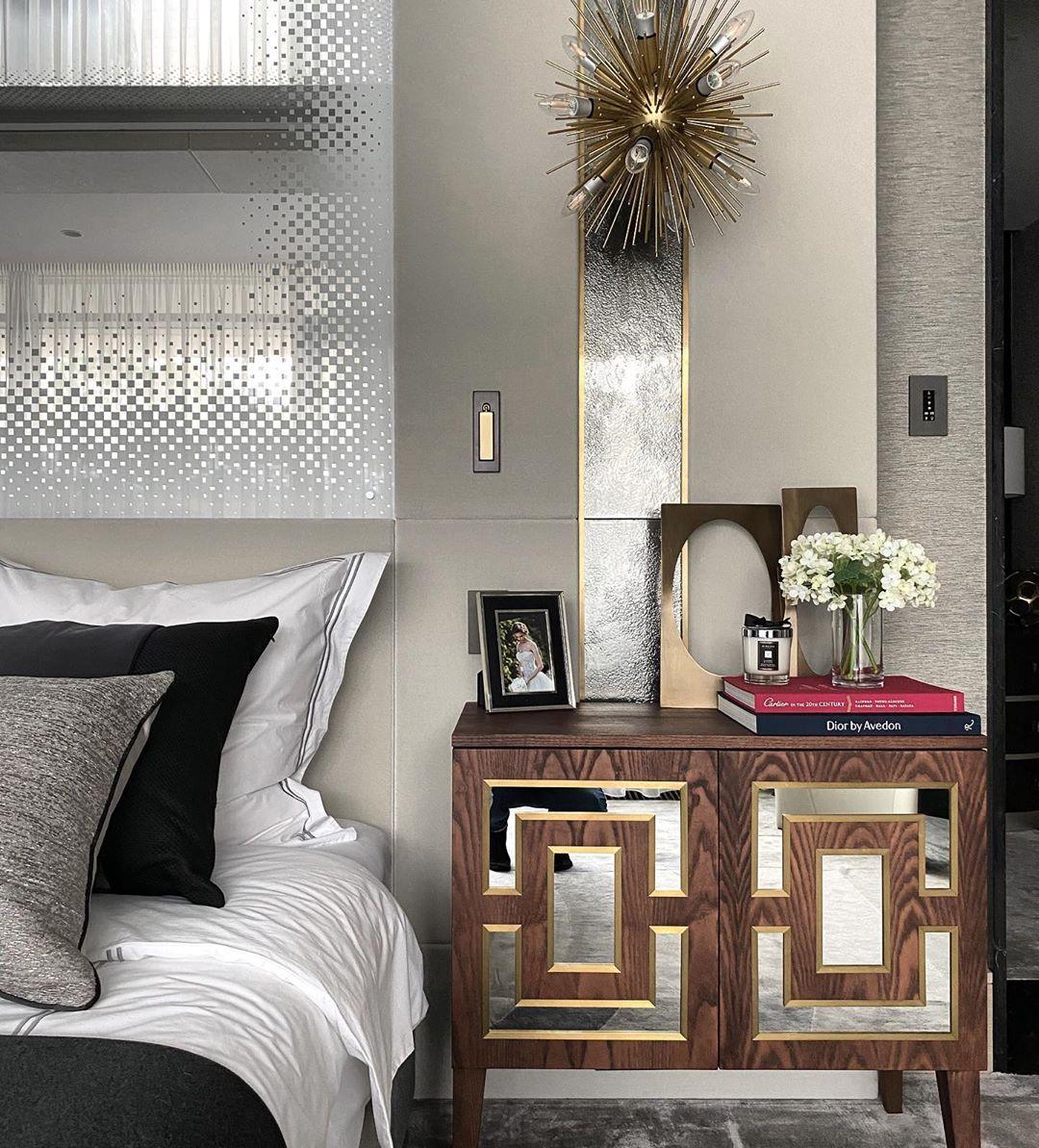 Built-in Wall Lamp for the Night