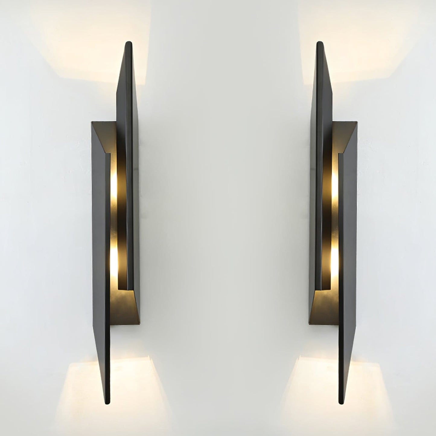 TechGlow – Sleek Modern Wall Light with Advanced Design