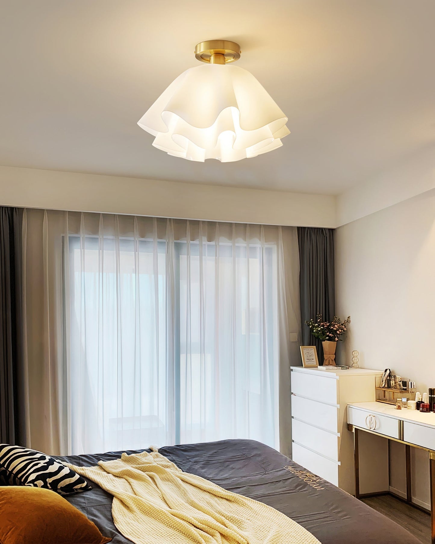 Gailon Ceiling Design Light