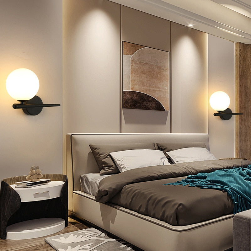 BulbGlow - Scandinavian Wall Lamp