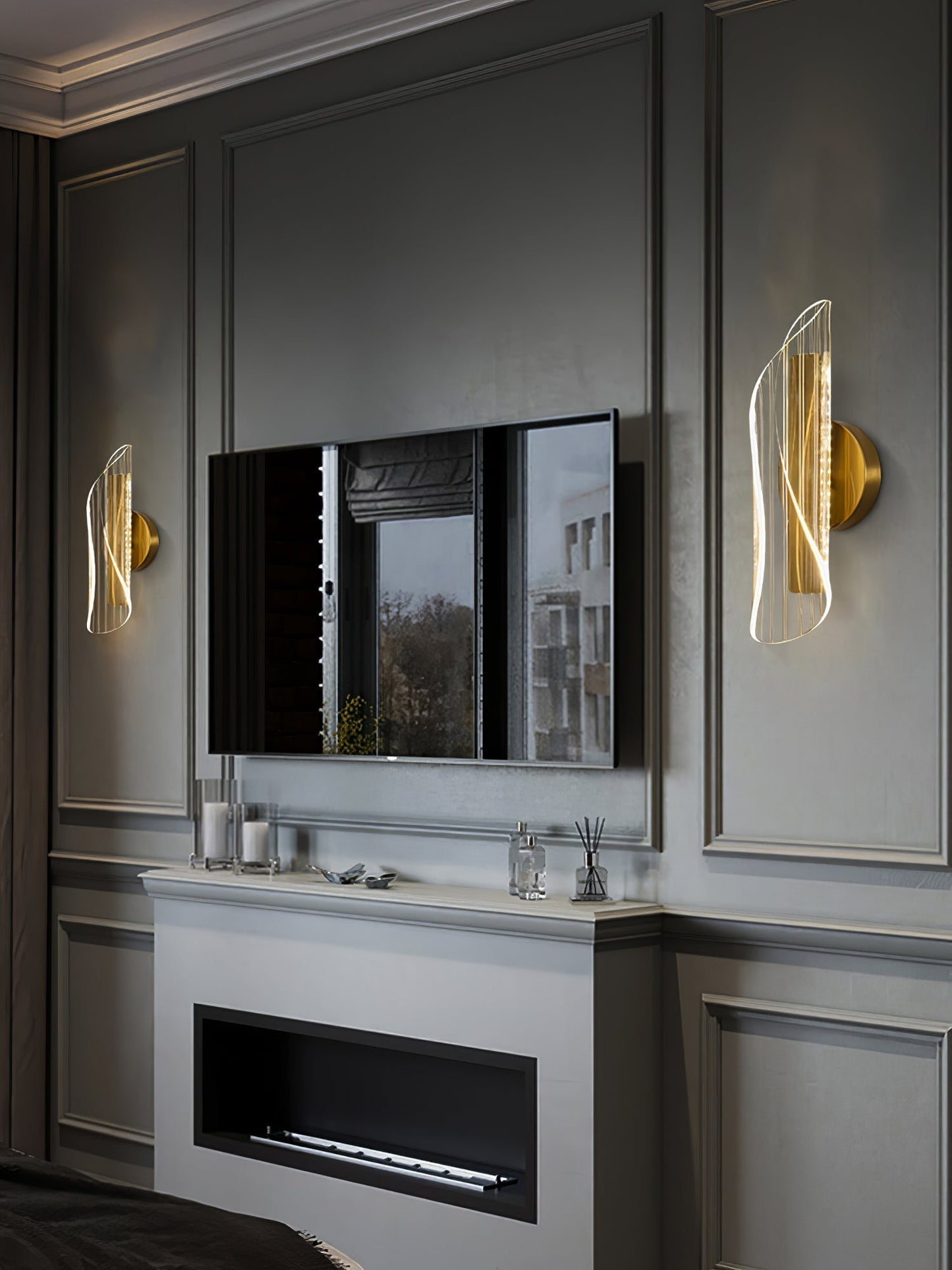 CrystalGlow – Sparkling Crystal Wall Light for Glamorous Touch
