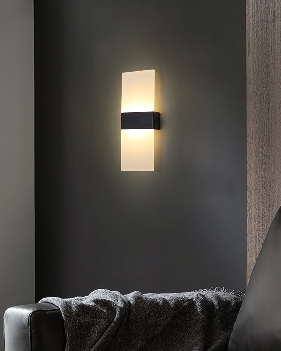 EraGlow – Mid-Century Wall Lamp for Timeless Style
