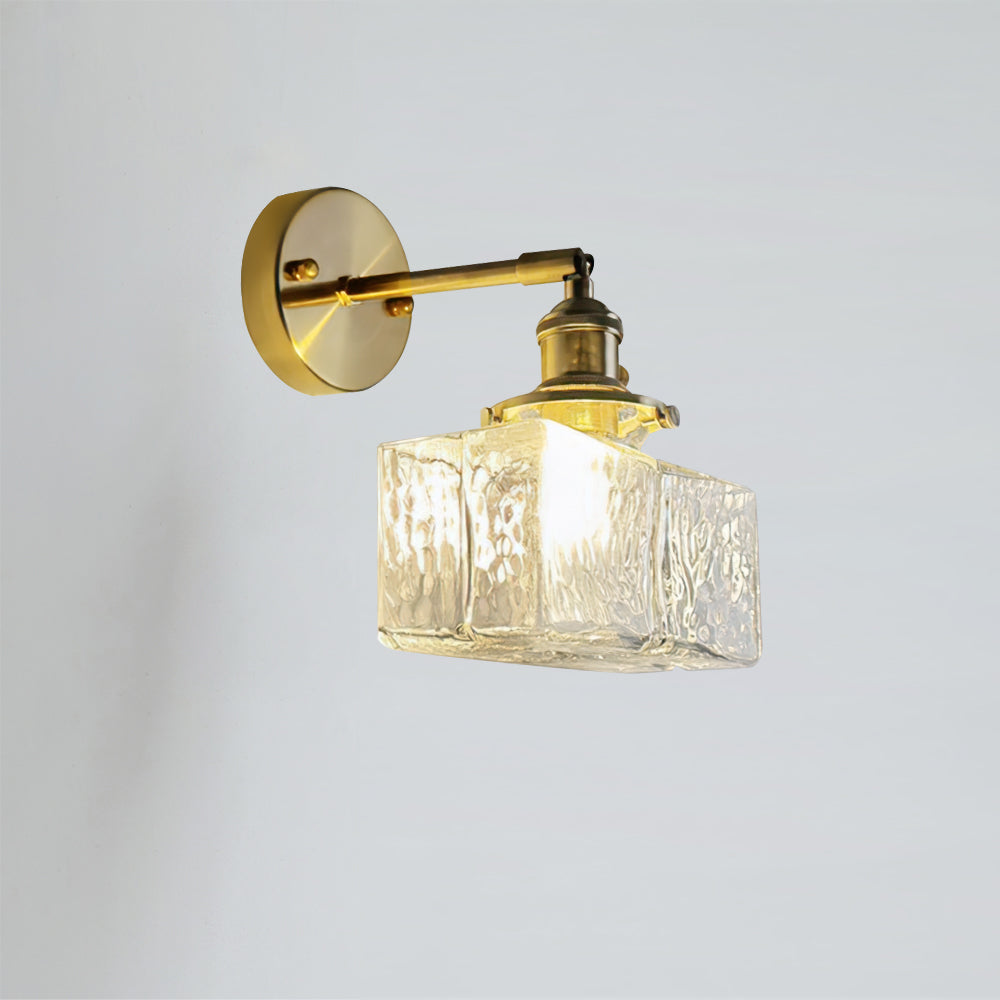 RegalRay – Royal-Inspired Wall Lamp for Elegant Spaces