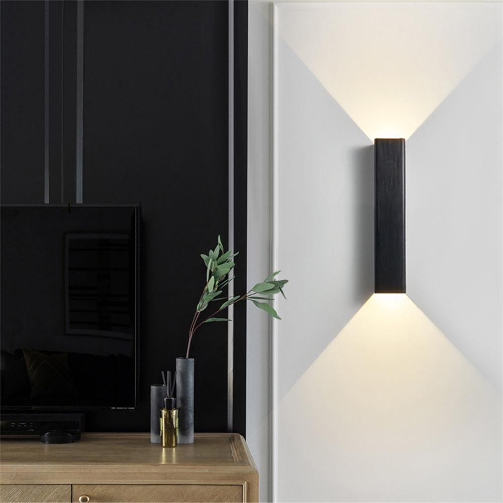 BeamGlow – Sleek Outdoor Lamp for Contemporary Spaces
