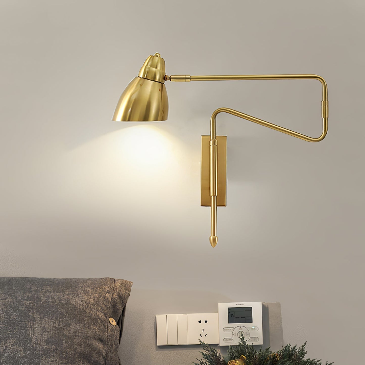BeamFlexi– Versatile Wall Lamp with Flexible Arm
