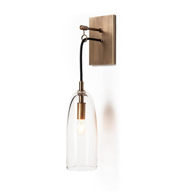 NovaBeam – Refined Gold Wall Lamp for Sophisticated Interiors