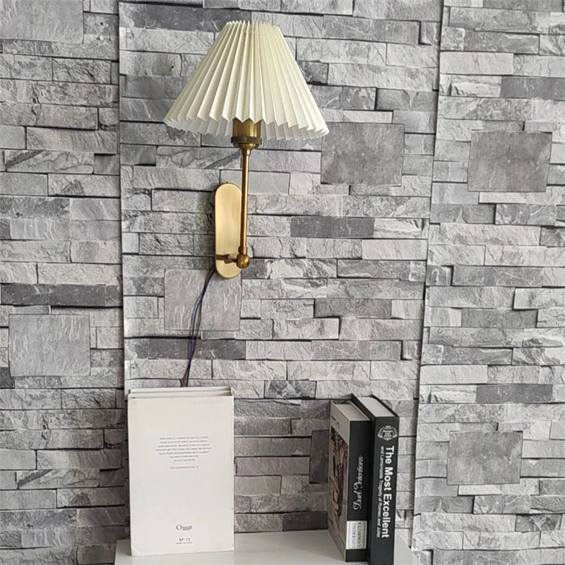 FoldedRadiance - Origami Floor Lamp with Rod