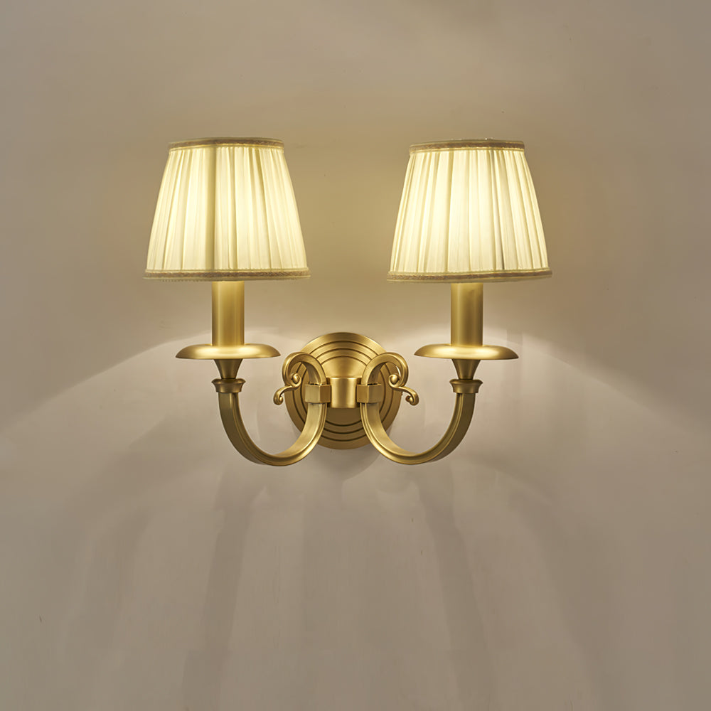 GlowMajesty – Elegant Gold Wall Lamp for Regal Lighting