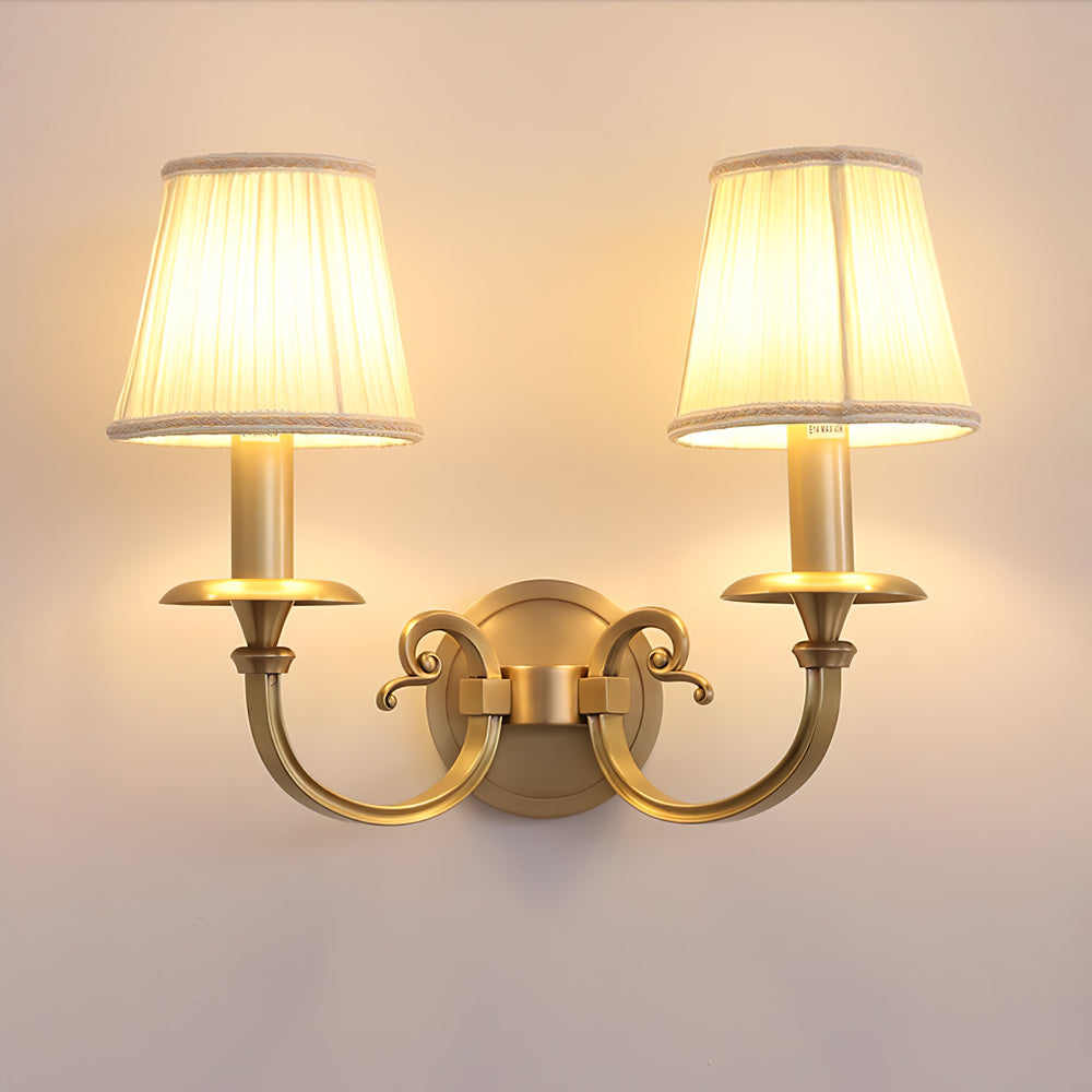 GlowMajesty – Elegant Gold Wall Lamp for Regal Lighting