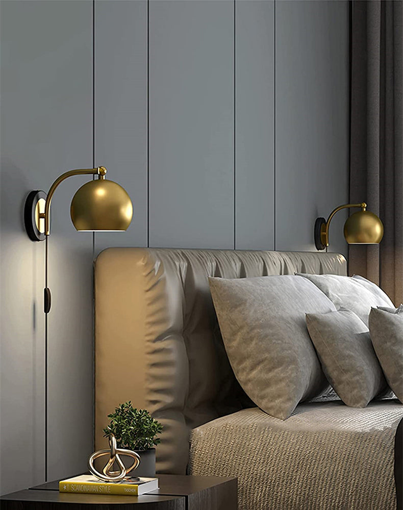 AntiqueGlow – Classic Vintage Wall Lamp with Plug for Elegant Spaces