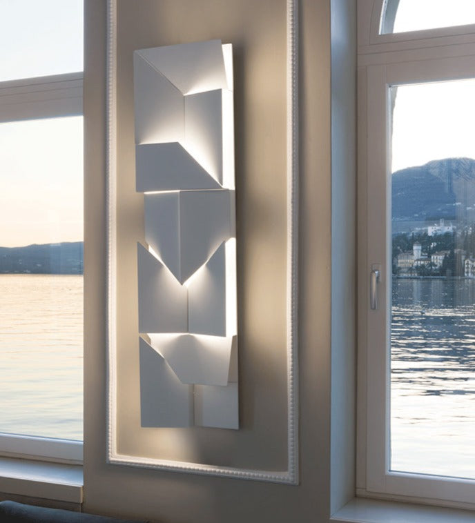 Elegant 3D Wall Lamp