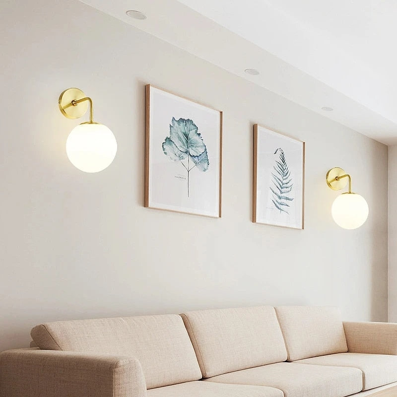 CircleLuxe – Scandinavian Wall Light with Adjustable Lighting