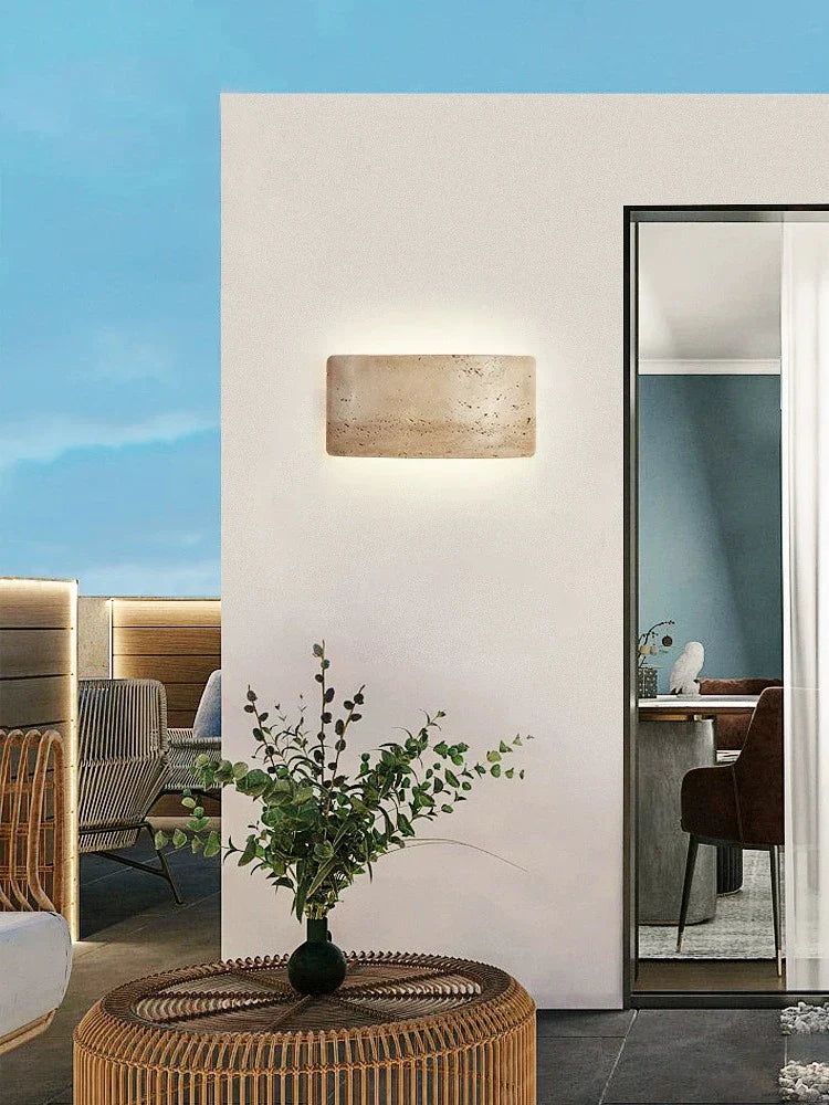 StoneLuxe – Minimalist Wall Lamp in Travertine