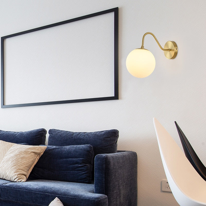 CircleLuxe – Scandinavian Wall Light with Adjustable Lighting