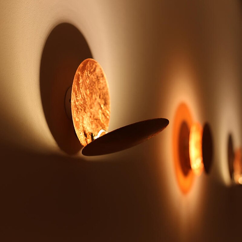 EclipseAura – Wall Lamp in Solar Eclipse Shape