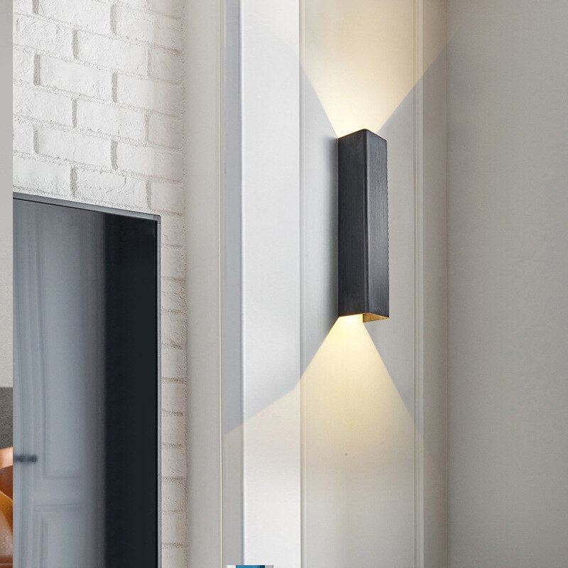 BeamGlow – Sleek Outdoor Lamp for Contemporary Spaces