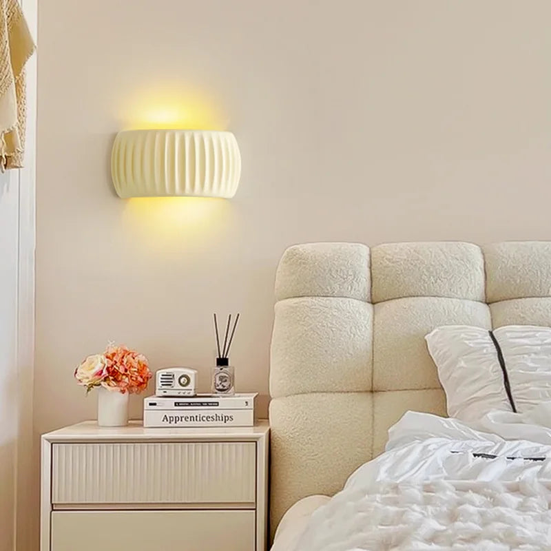 LumeResin - Artistic Resin Wall Light