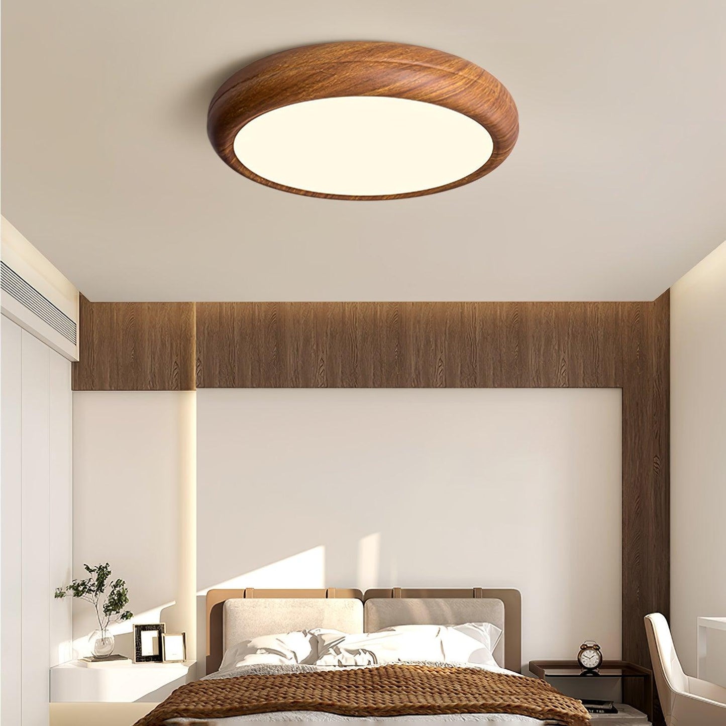 Wood Classic Round Ceiling Light