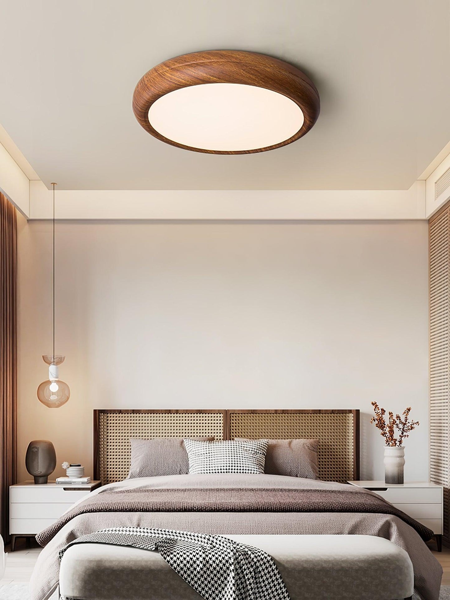 Wood Classic Round Ceiling Light