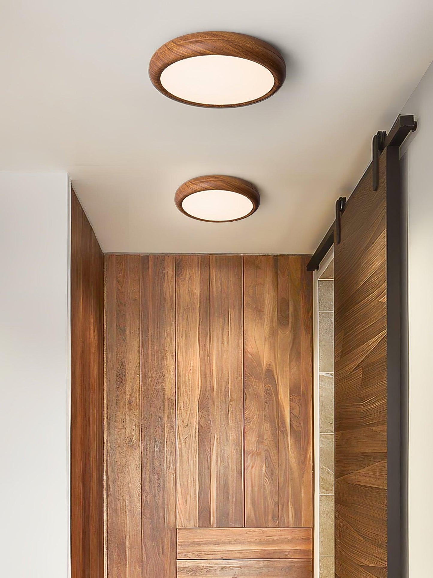 Wood Classic Round Ceiling Light