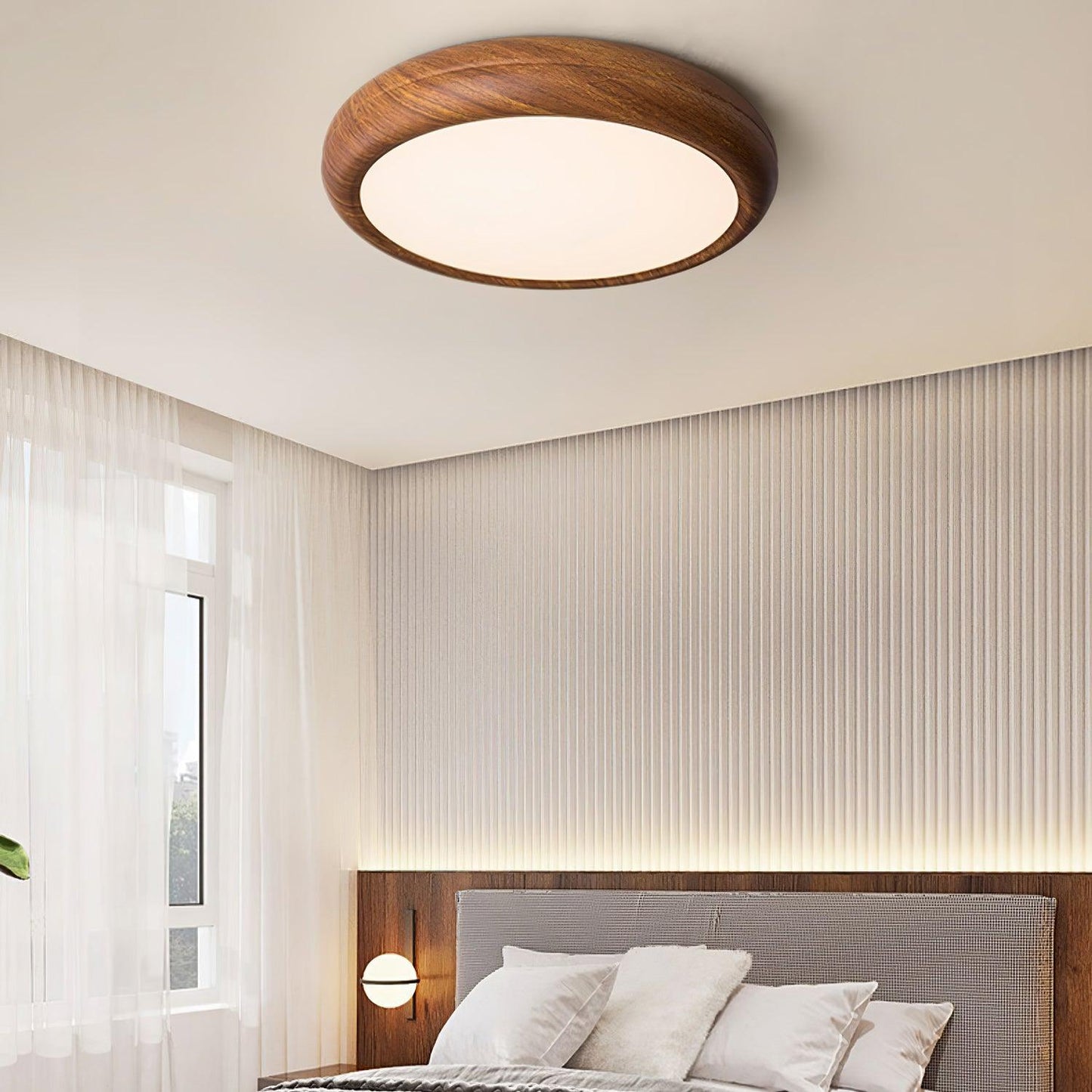 Wood Classic Round Ceiling Light