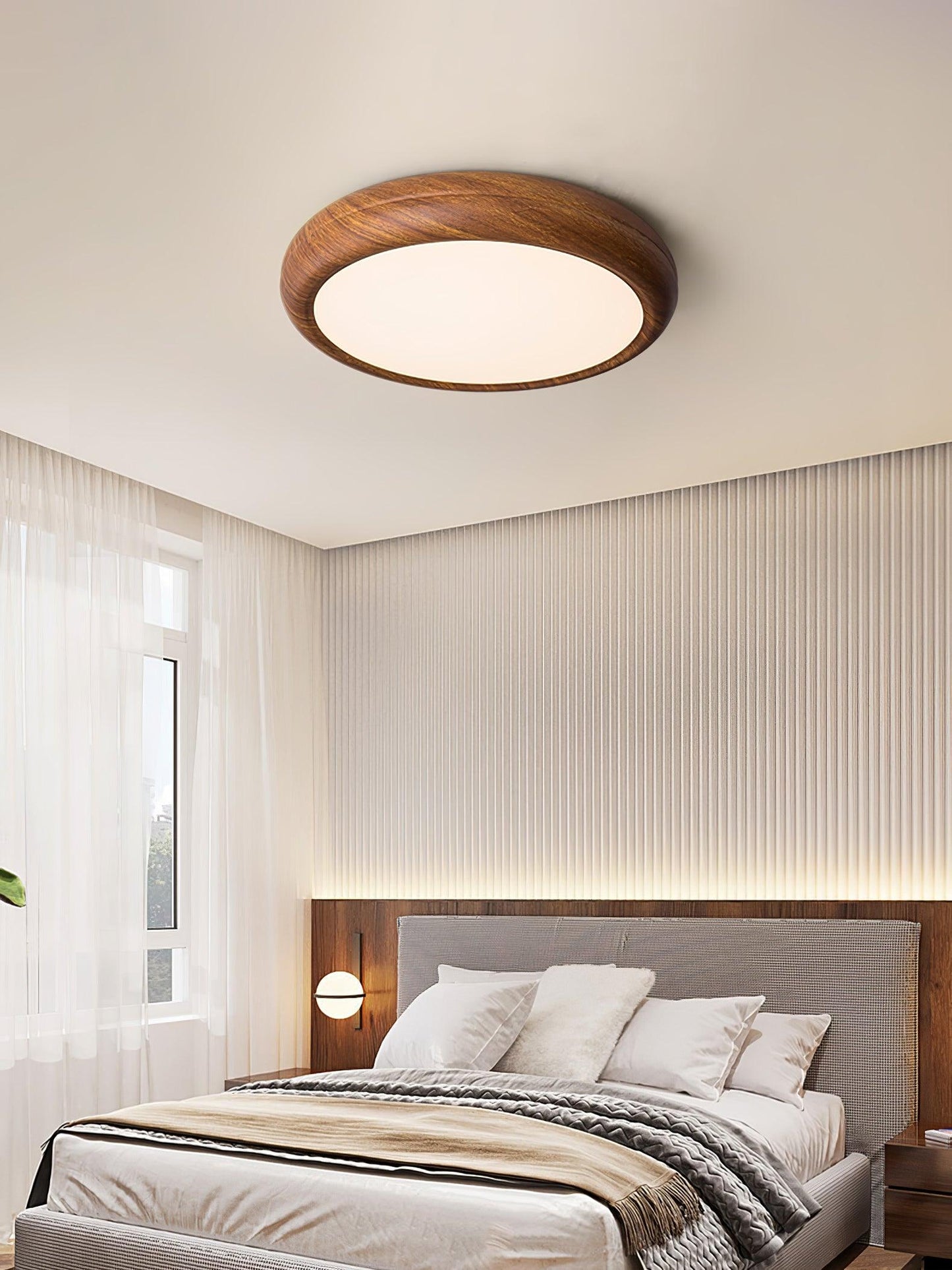 Wood Classic Round Ceiling Light