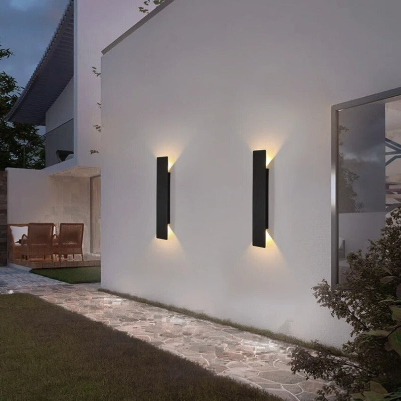 AquaRay – Outdoor Weather-Resistant Wall Lights
