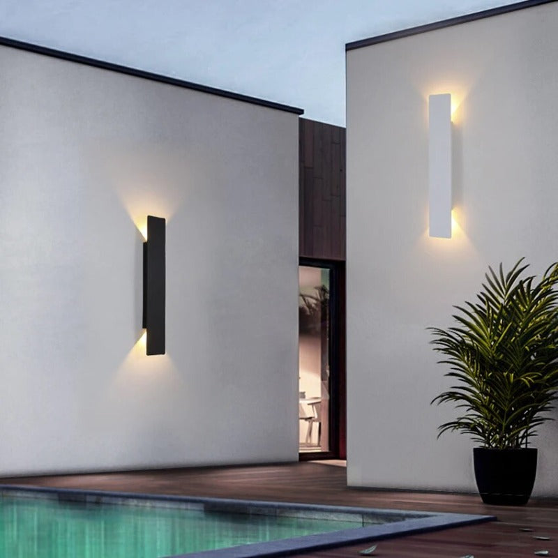 AquaRay – Outdoor Weather-Resistant Wall Lights