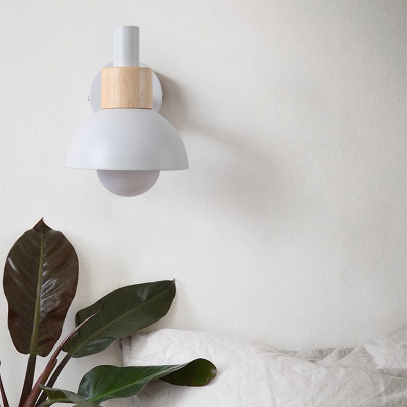 OakRadiance - Wood Wall Lamp