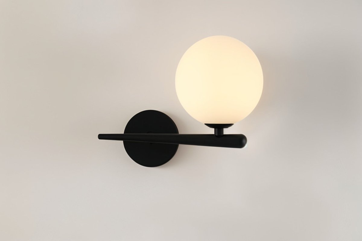Nidia Wall Lamp - Elegant Lighting for Any Interior